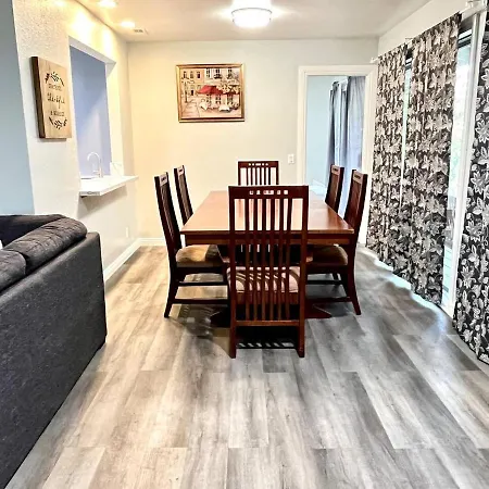 Area Close To Disneyland Knott Holiday home *